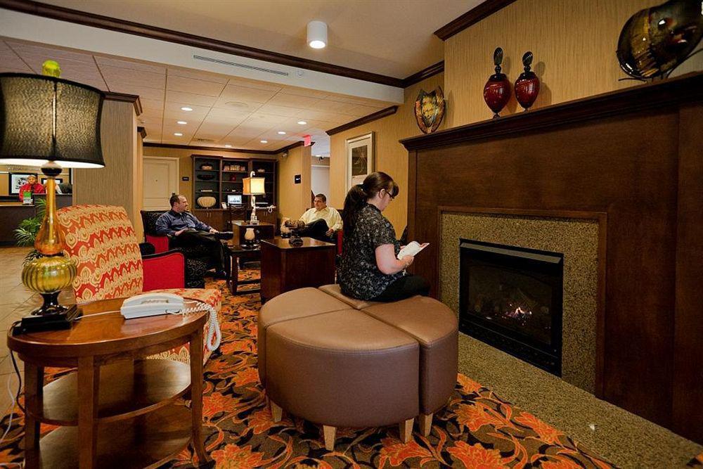 Hampton Inn Asheville - Biltmore Area エクステリア 写真