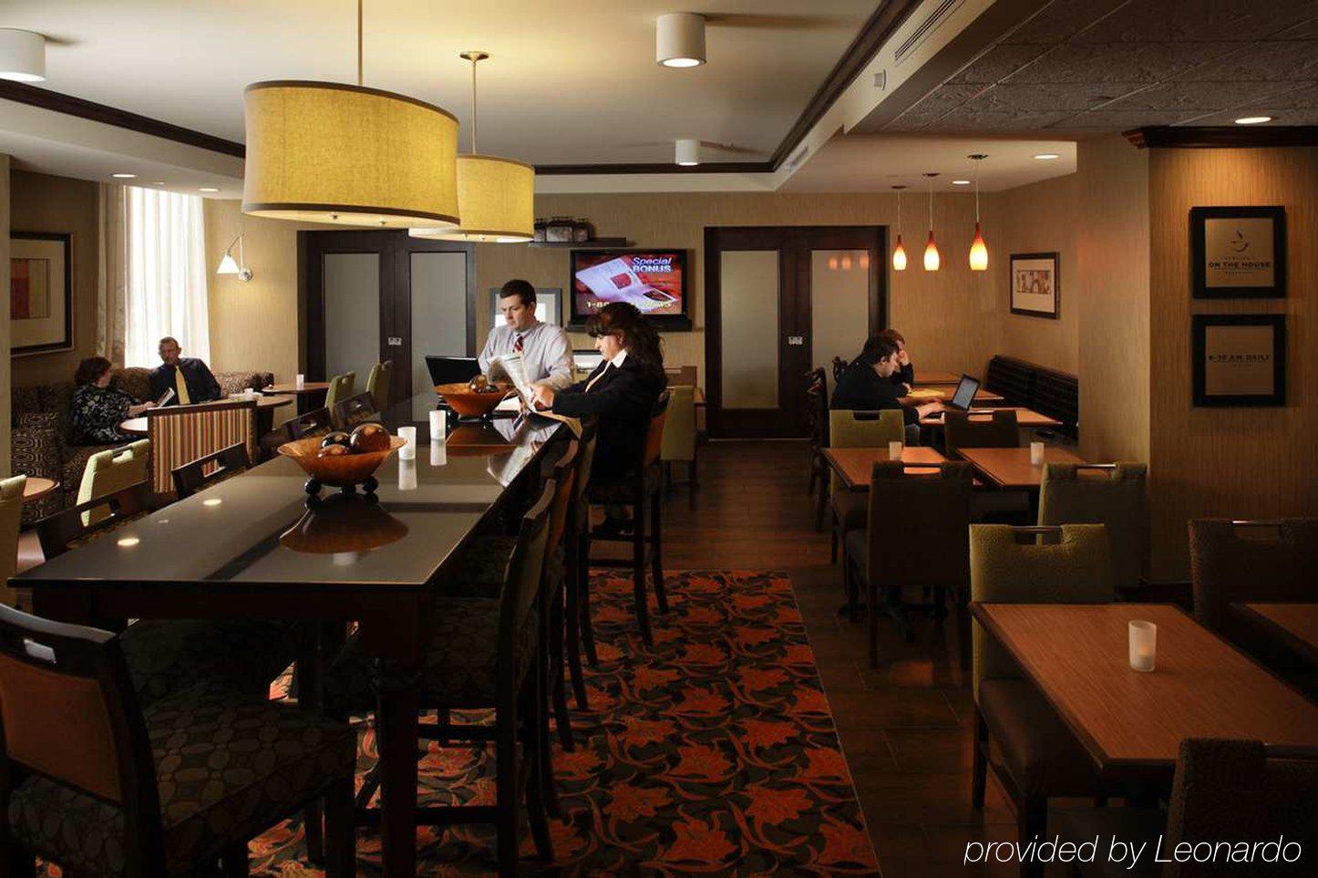 Hampton Inn Asheville - Biltmore Area レストラン 写真
