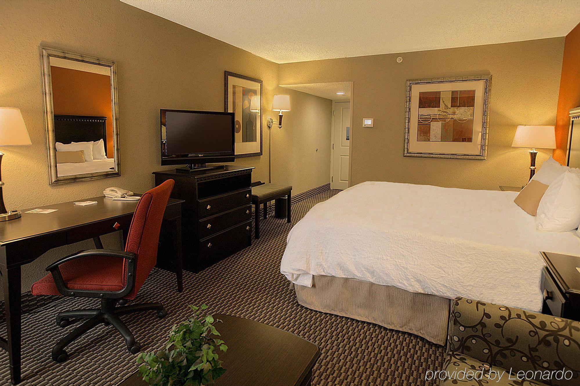 Hampton Inn Asheville - Biltmore Area エクステリア 写真